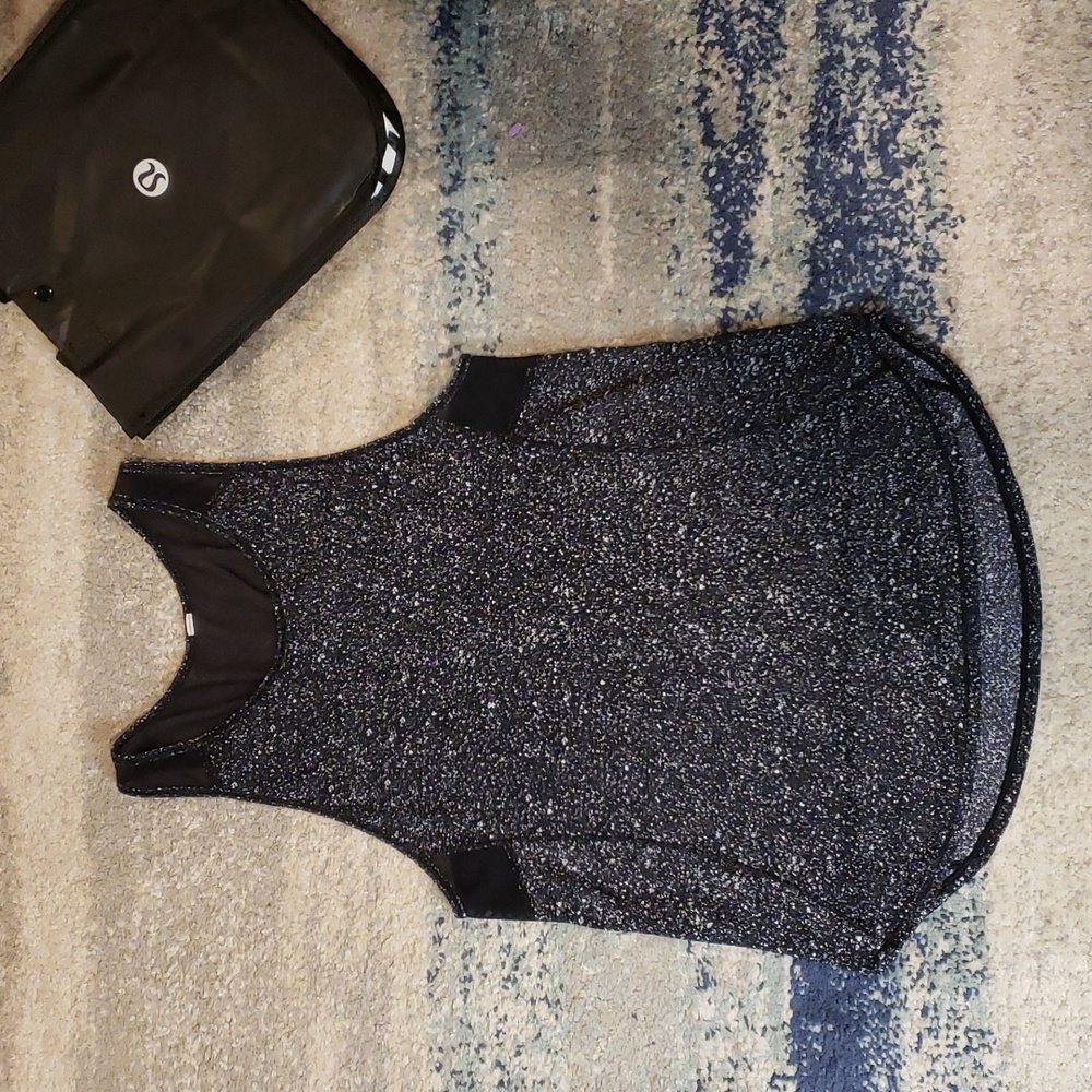 (41)Lululemon Top 🖤